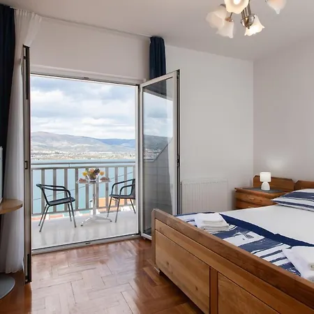 Buenavista House Trogir Hotel Mastrinka