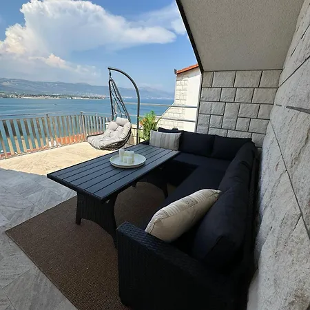 Buenavista House Trogir Hotel 3*